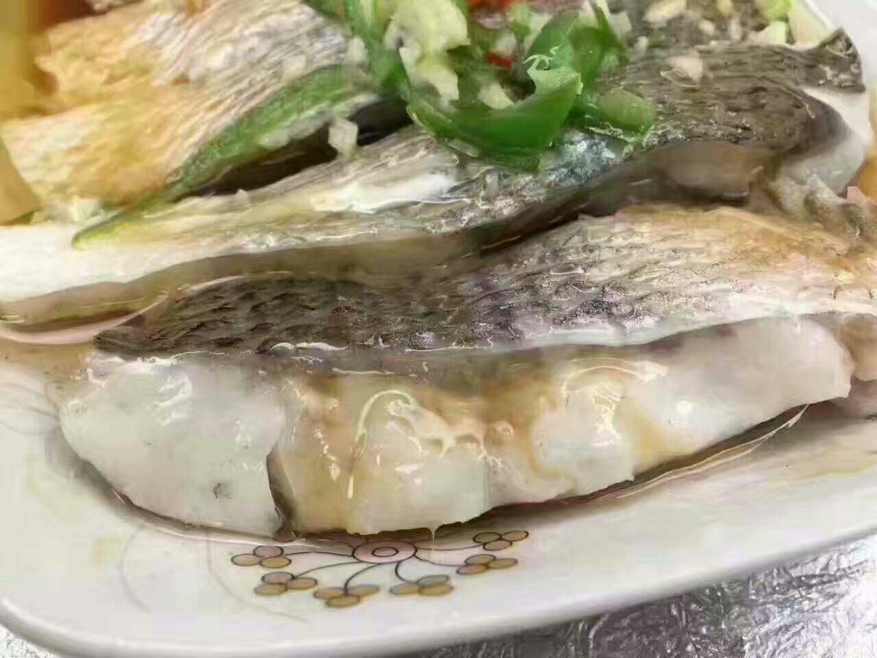 東山島野生海鱸魚怎麼做好吃海釣海鱸魚吃了有什麼好處