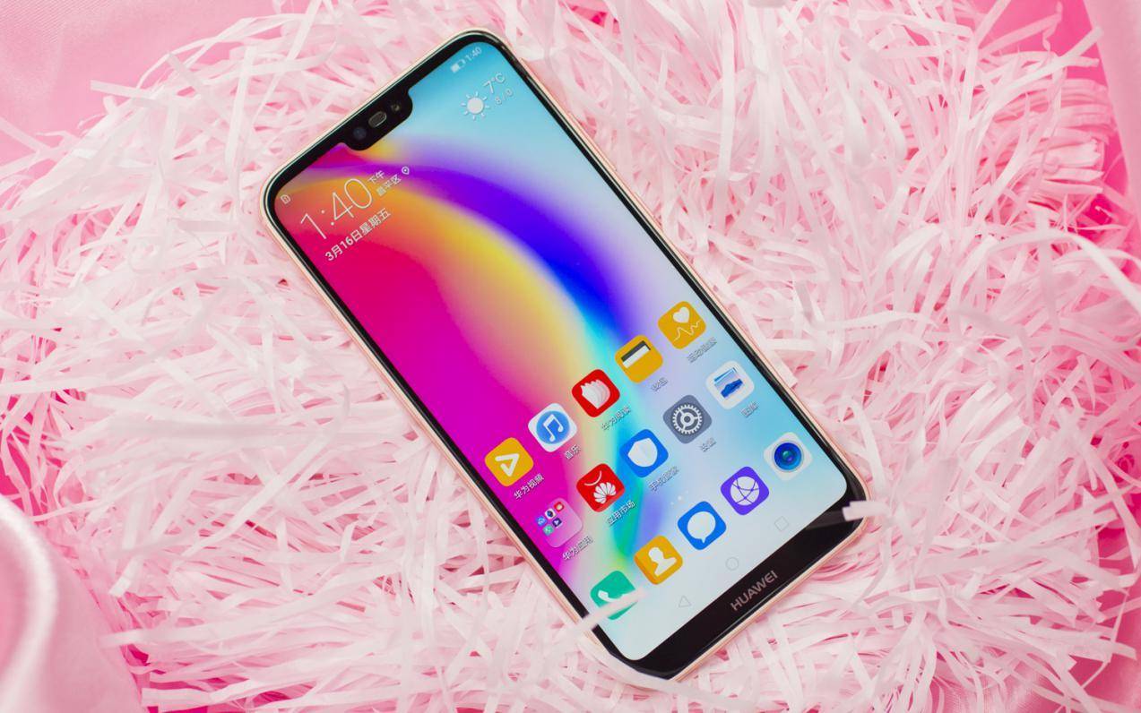 huawei nova 3e评测:全面纯粹的樱语粉给你一个最美的春天