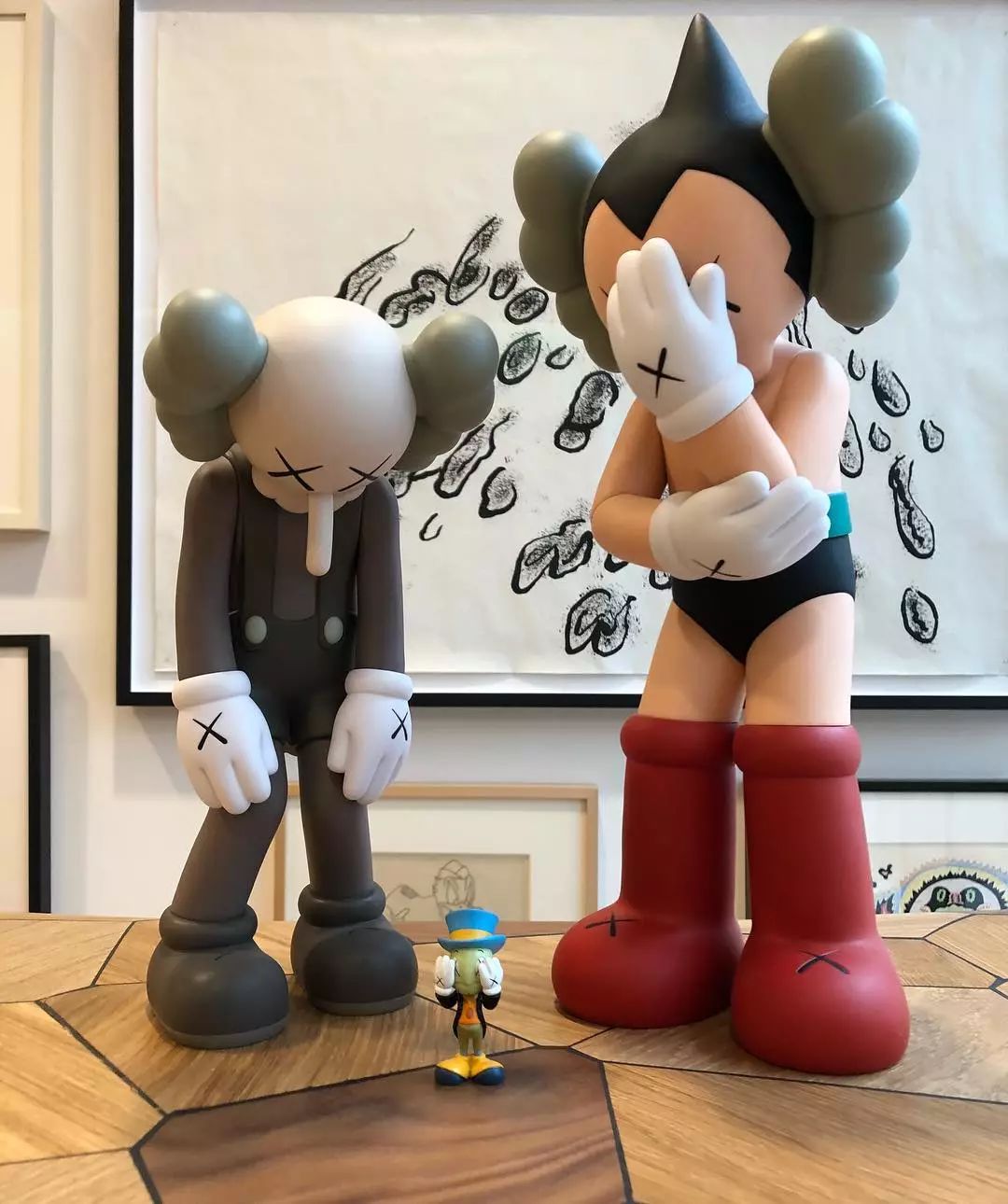 壁紙| 今天是kaws 主題,一起給眼睛畫個叉叉吧