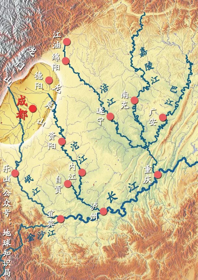 遙控全省成都平原坐鎮四川盆地西北距今四百多萬年前,成都東西兩側的