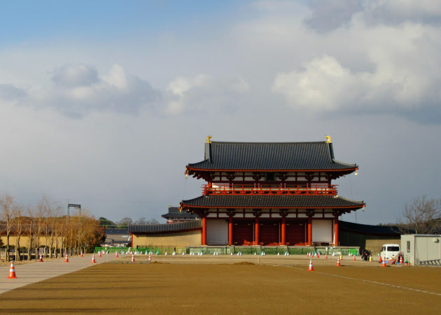 日本奈良新建的朱雀门广场旅游基地即将开放,24日对外开放