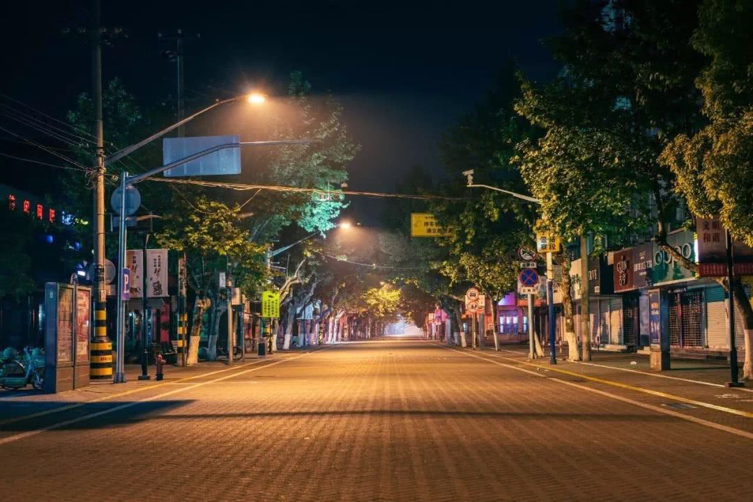 夜空下的崇明,竟然这么美!