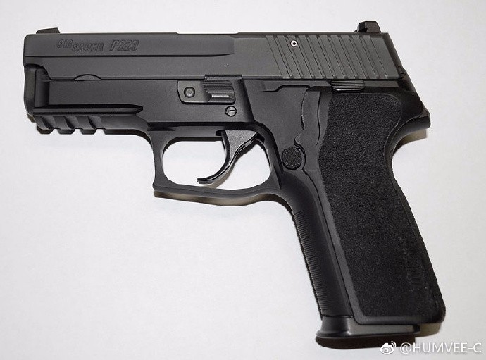 警用枪械中的王牌德国p229型手枪