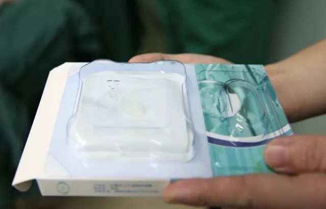 东南眼科医院率先开展全球首创的人工玻璃体植入术