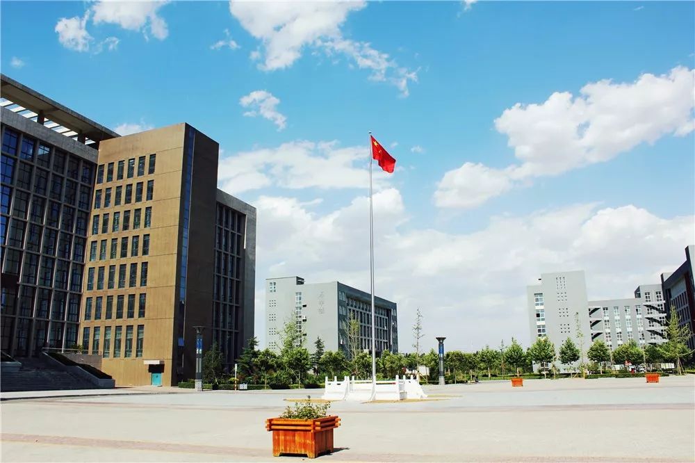 你我安好供图:郑州科技学院外国语学院 杨思琪河南工业贸易职业学院