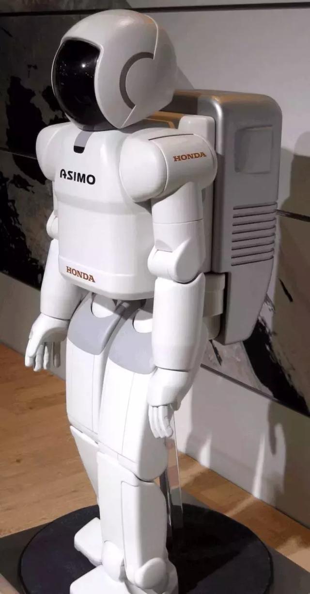 人工智能, 最先进的仿人机器人本田阿西莫