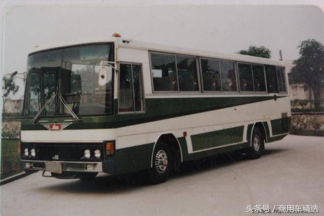 90年代老車膠捲照片帶你回到那個熟悉的時代