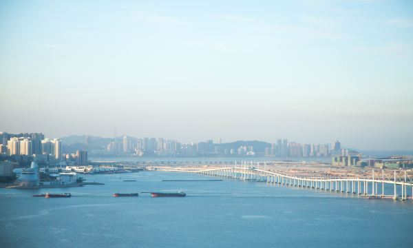 中国人均GDP最高的城市:世界排名第三,是上海