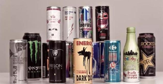能量饮料真的能补充能量吗 是可是 它可能会带来失眠 焦虑
