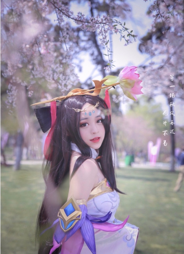 王者榮耀春天裡的貂蟬cosplay春色美人更美