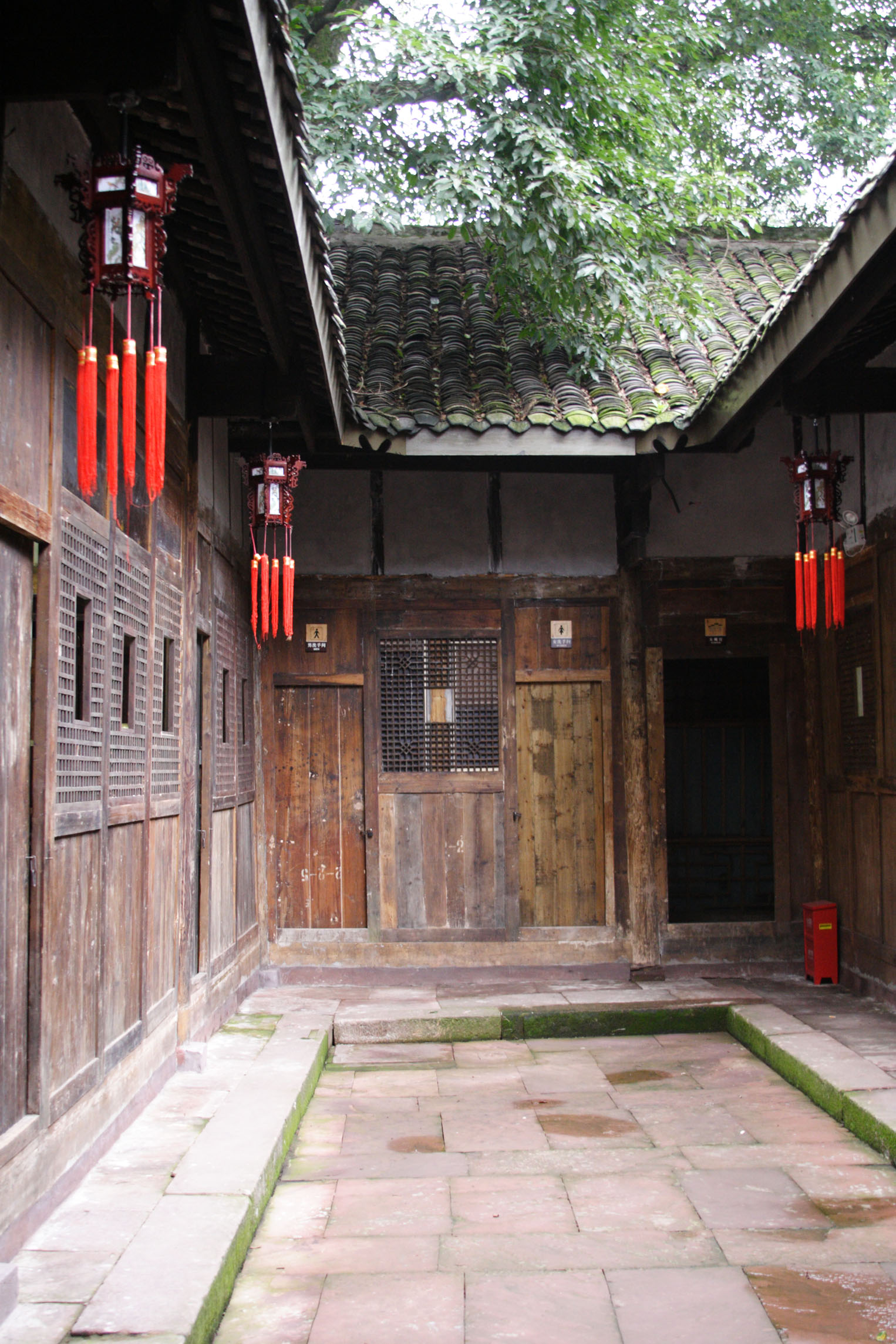 生意与生活,一位四川太婆四十载风雨人生路