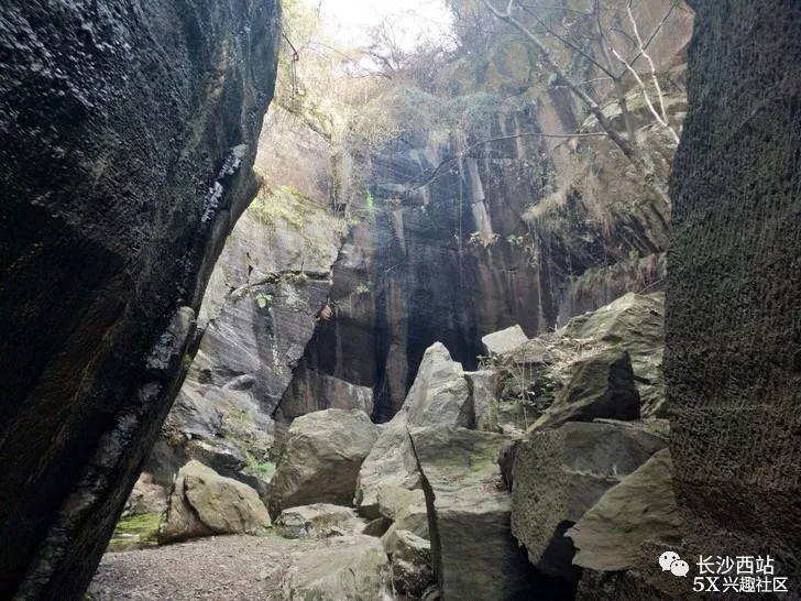 週末遊探谷山硯採石場遺址