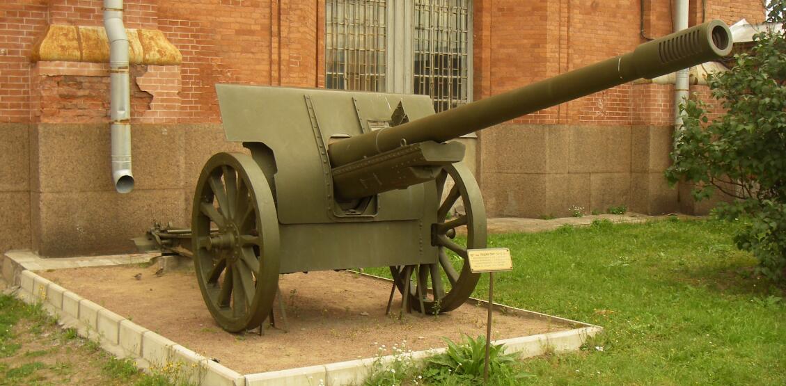 苏联100毫米加农炮图片
