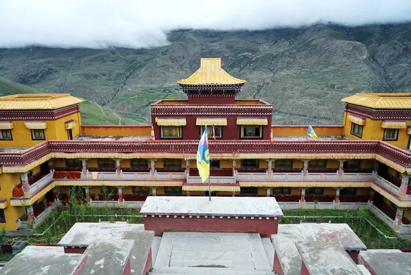 原創視頻西藏洛扎洛卓沃龍寺西藏噶舉派傳承第一間寺廟