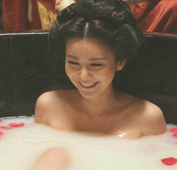 印象刘三姐高清沐浴图片