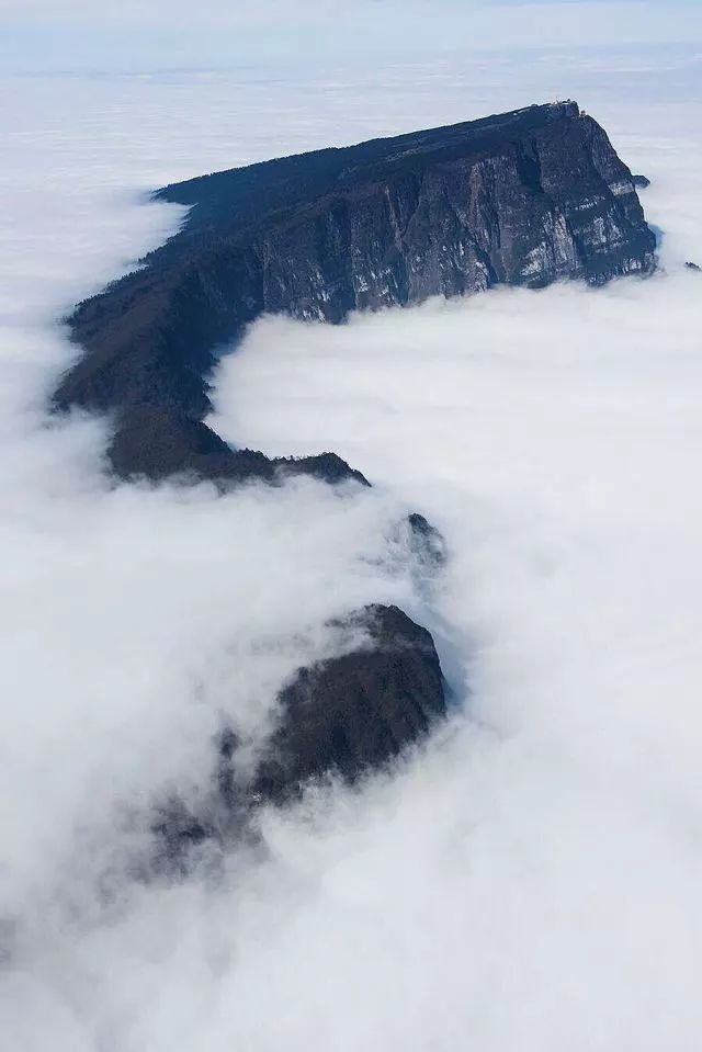 23年航拍峨眉山96次他用摄影告诉你不一样的峨眉山