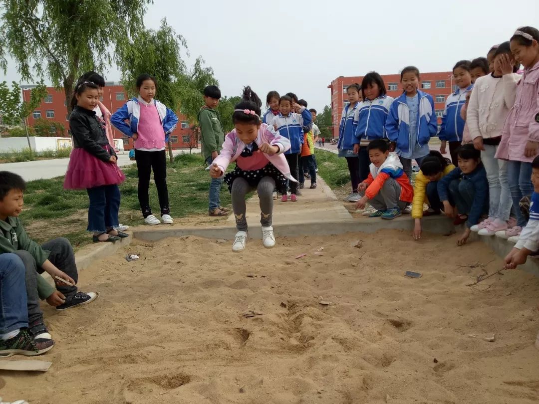 百姓家门口的好学校22太和县马集乡中心小学建美丽校园享快乐童年