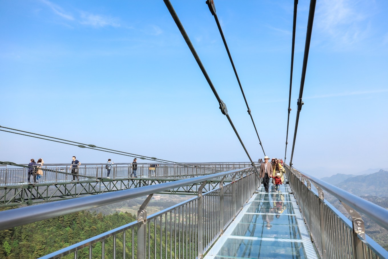 挑战吉尼斯纪录的最长玻璃栈道,就在重庆万盛奥陶纪