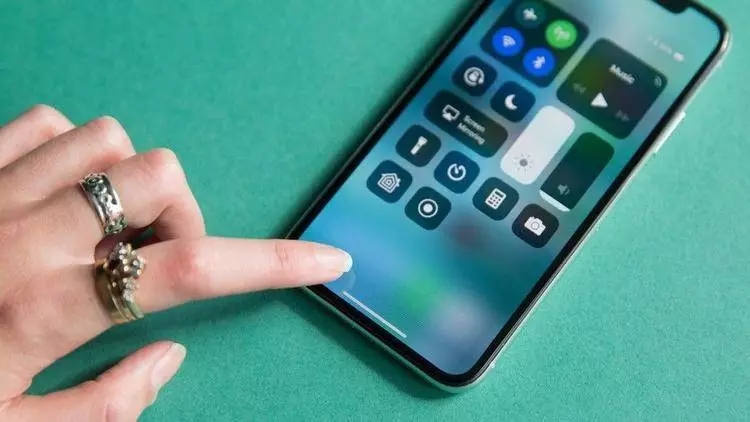 苹果或在研发曲面屏iphone可以隔空识别手势