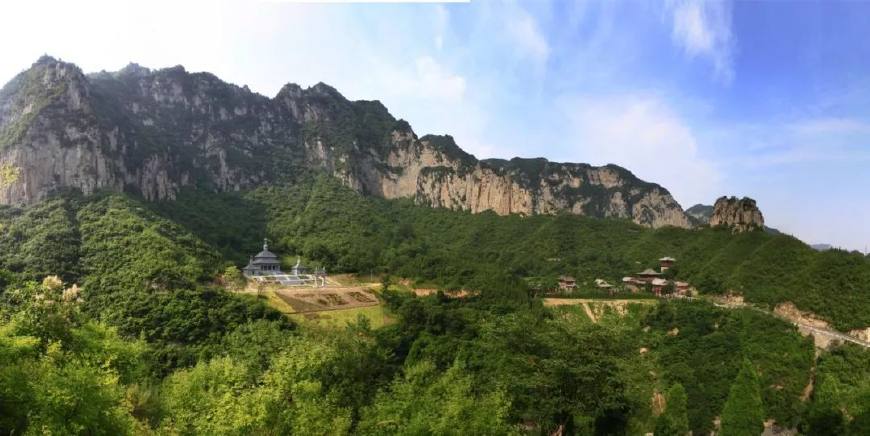 最美人間四月天鞏義青龍山慈雲寺春如四季七彩美景邀您來賞