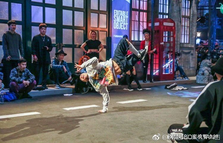 这就是街舞哪个舞种最多肌肉型男韩庚队bboy龙仔炸场证明一切