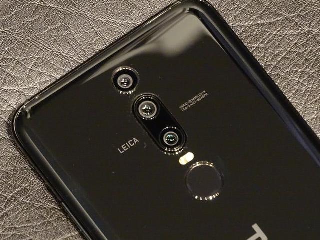 華為mate rs保時捷版開箱:這包裝瞬間秒殺蘋果iphone x