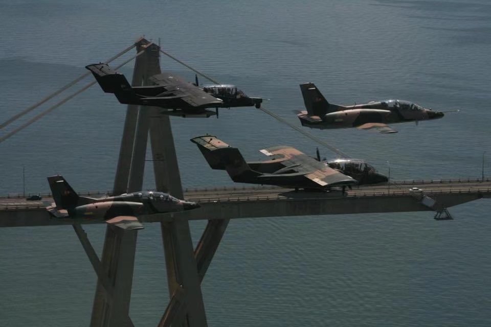 地球另一端的中国战机:委内瑞拉空军K-8教练机