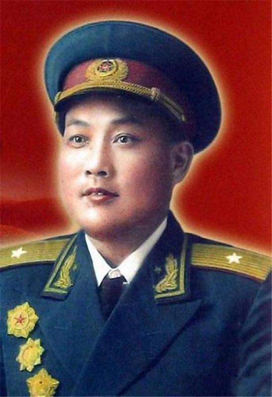 他曾两救徐海东大将是至今健在的唯一金寨籍开国将军103岁