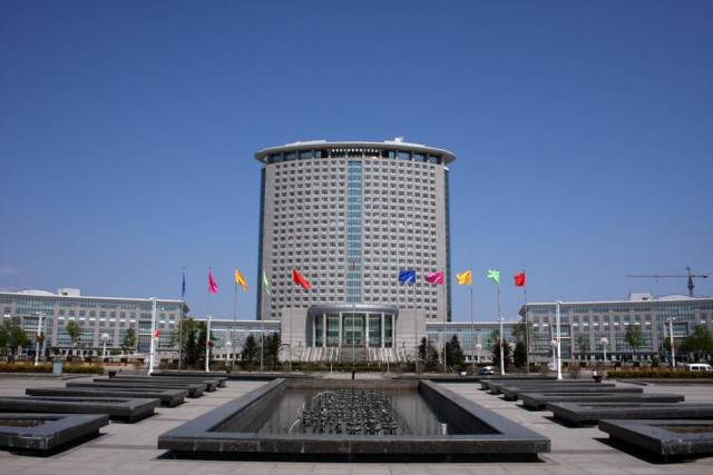 哈尔滨市民大厦图片