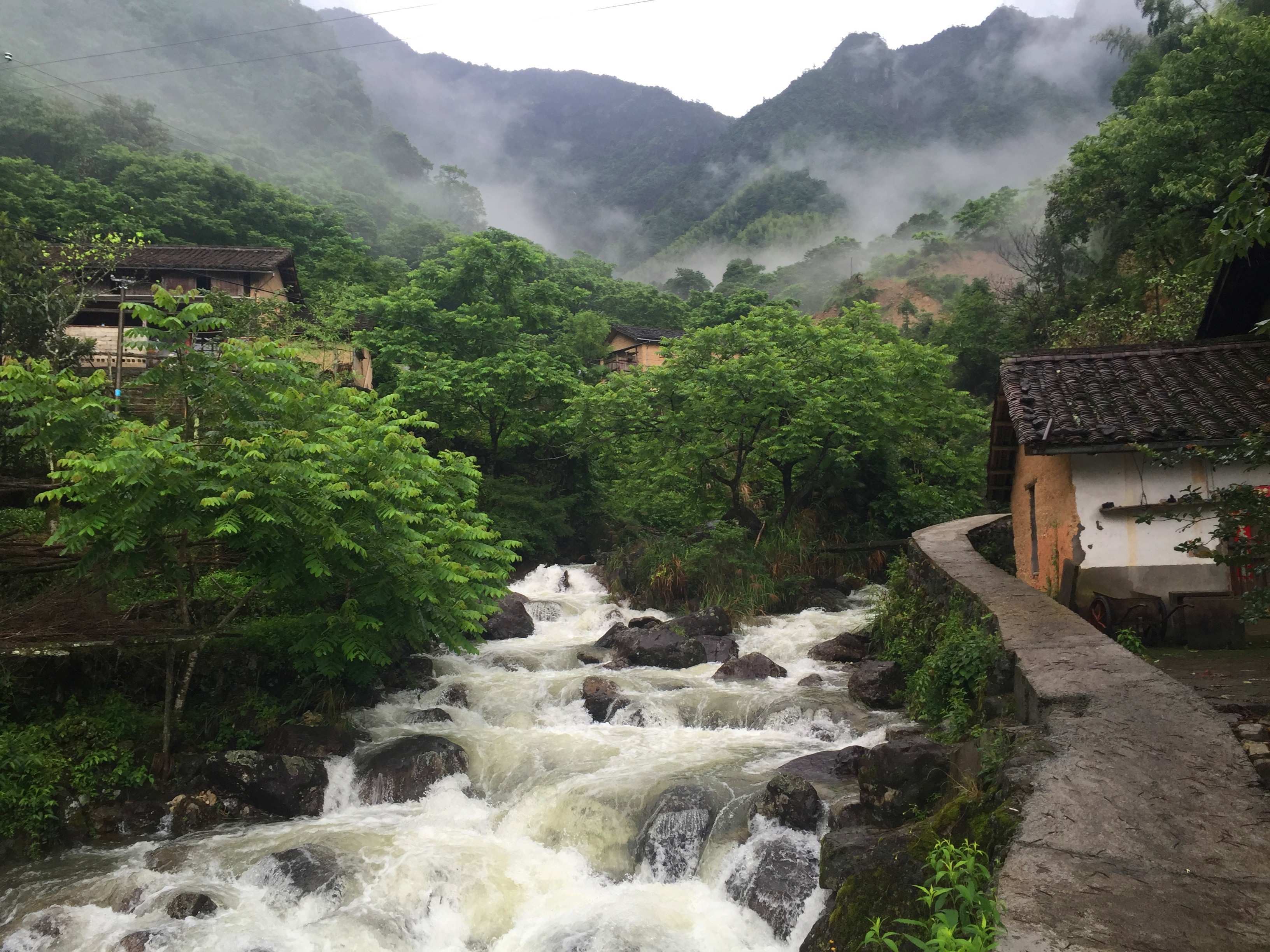 费用|【华东第一虐】千八●华东顶级徒步线路2天2夜活动