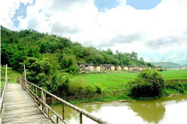 位於大田鎮的河排省級森林公園,1993年經省批准立,與其相鄰的錦江水庫