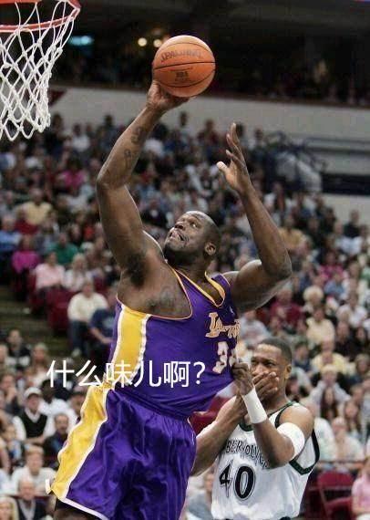 13图看nba搞笑的防守瞬间:詹皇耳朵被吹气,内内神奇掐詹皇