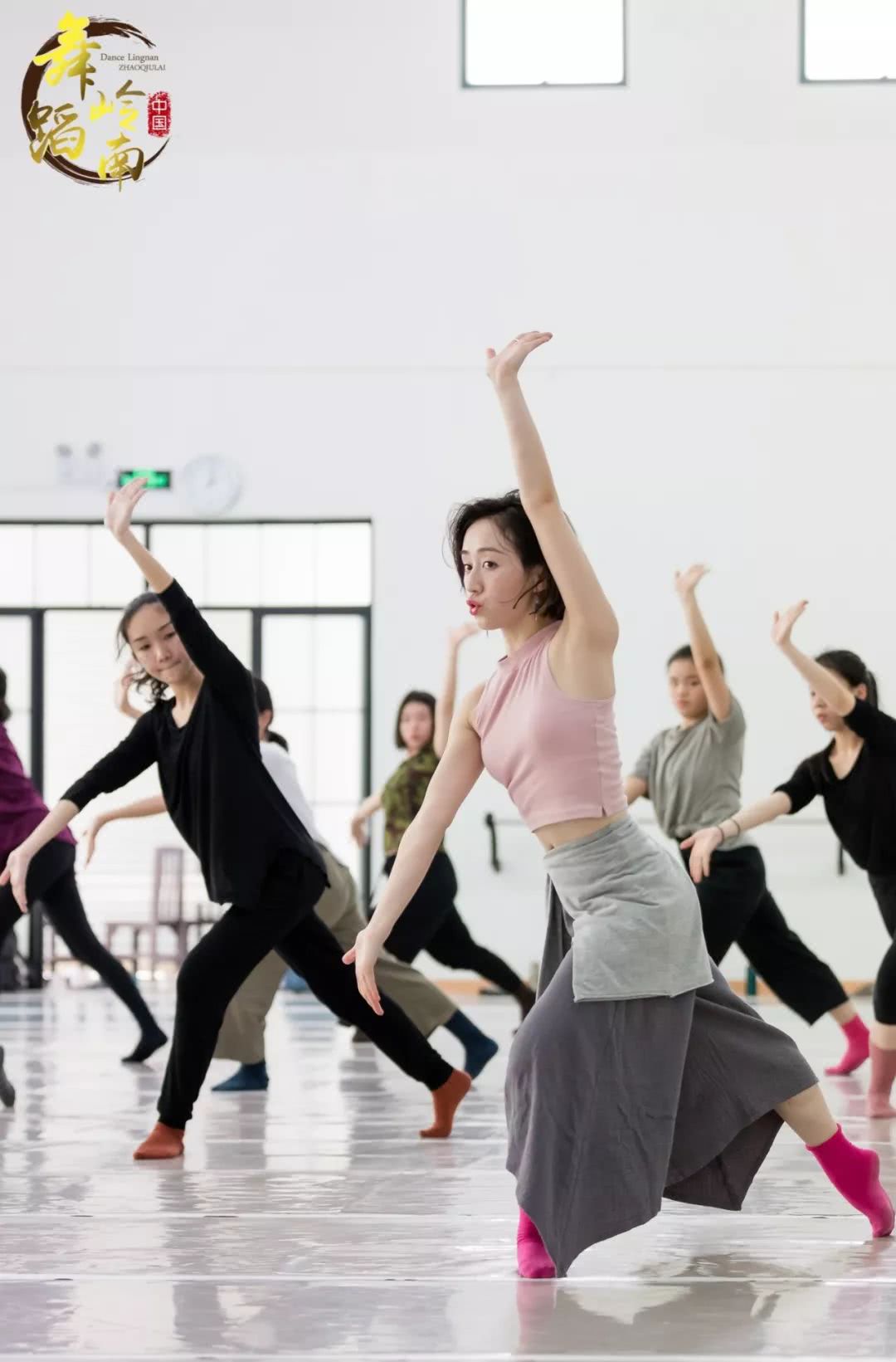 舞林争霸第二季中国好舞蹈明星学员胡清清精灵工作坊