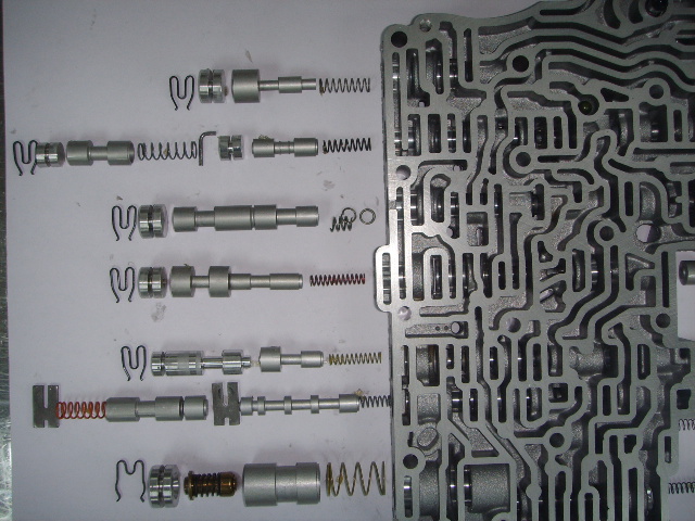 捷豹5r55n變速箱閥體分解圖