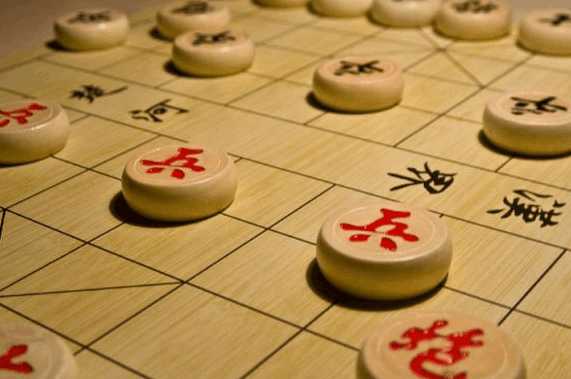 我们下象棋,都知道将和帅不能碰面,这是为何,原来和这件事有关!