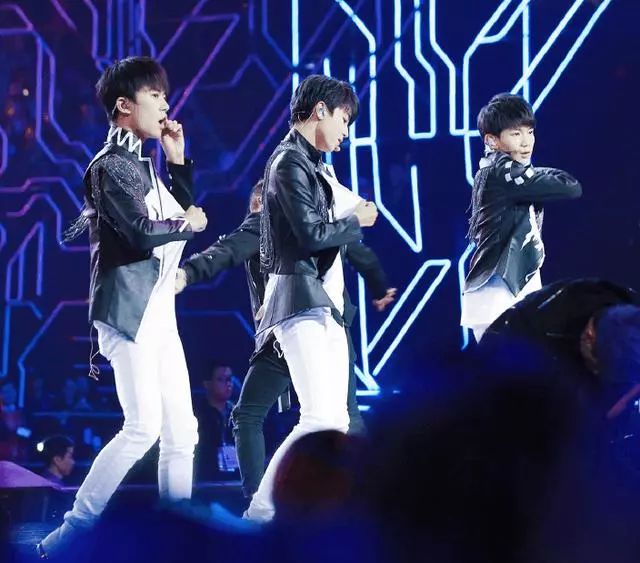 tfboys:中國最火少年組合當之無愧!