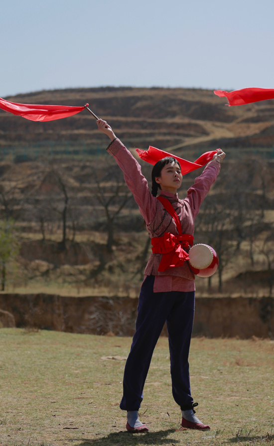 《红腰鼓》热拍 程琤为建国70周年献礼