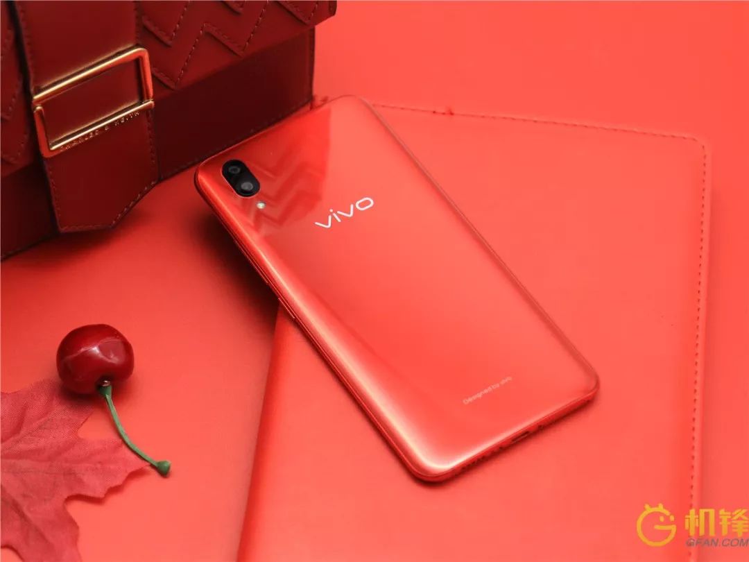 vivo x21寶石紅讓人慾罷不能