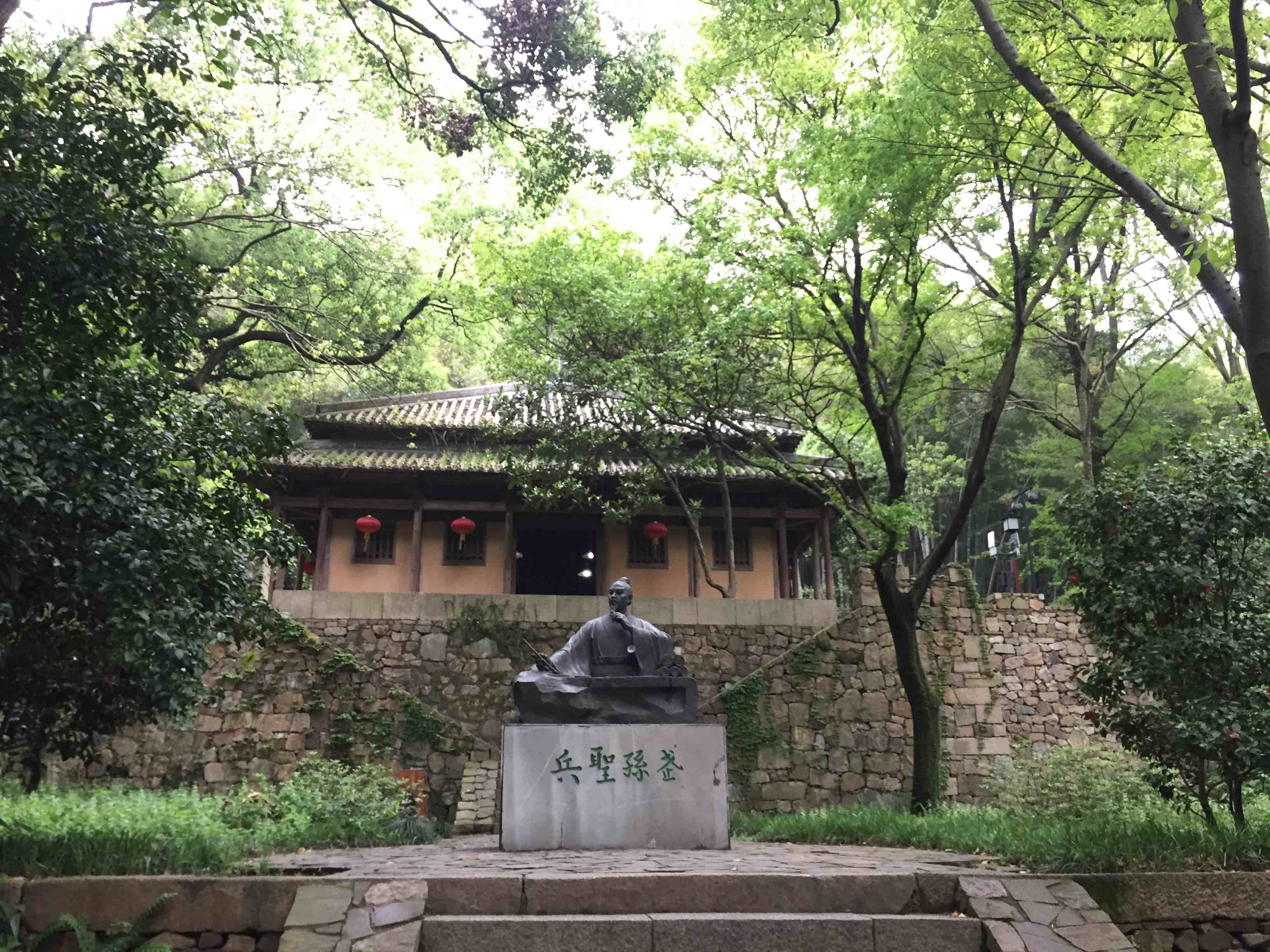 孙武苑孙武苑孙武苑穹窿山风景区自成功创建国家5a级景区以来,景区