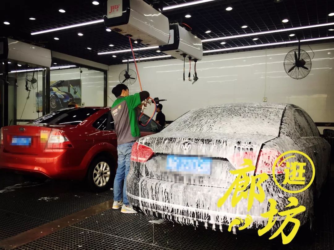 汽車 正文 一目瞭然的工作區域 獨領風騷的洗車技術 設施齊全的工作