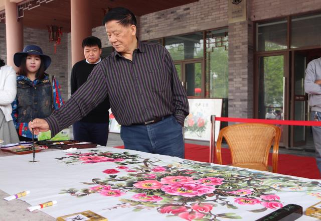 醉美牡丹花 绽放凤凰山 2018年铜陵凤凰山凤丹文化旅游节成功举办