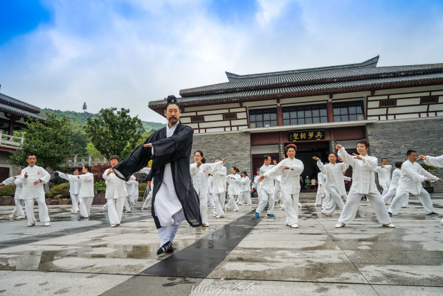 武当山凌云道长图片