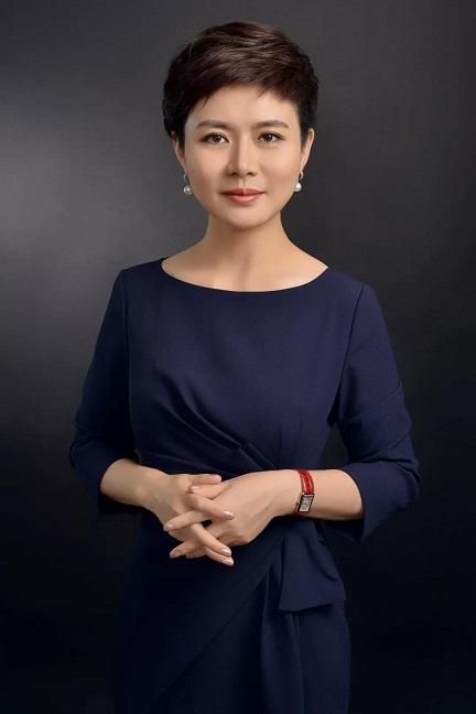 深圳连硕美女总经理杨娅:赋有创业潜质的水瓶座企业家
