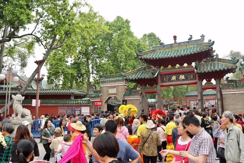 佛山祖廟北帝巡遊,場面震撼;