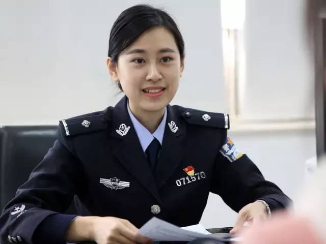 深警女生文艺女生王奕璇