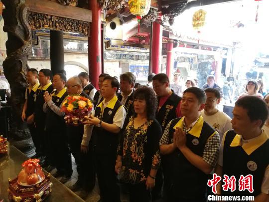 (林春茵 林群華)參加臺灣大甲媽祖文化觀光節暨大甲鎮瀾宮繞境活動