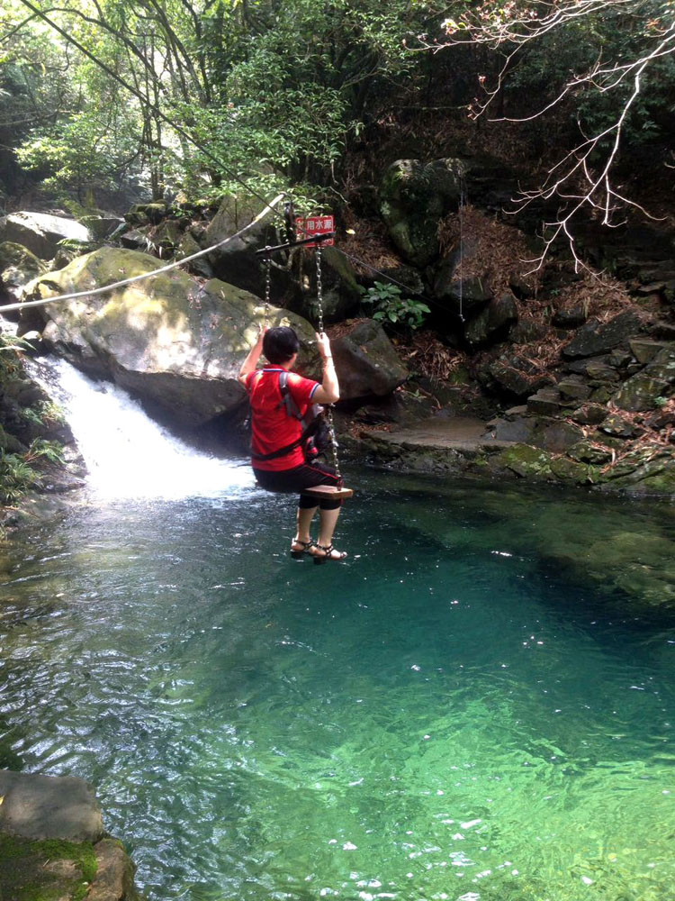 清远青龙峡漂流笔架山千古溪探险戏水玩水打水仗一天游