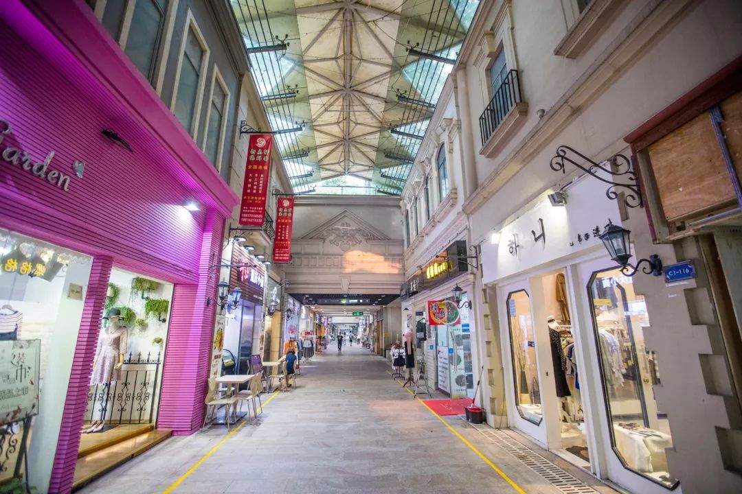 深圳丰盛町商业步行街图片