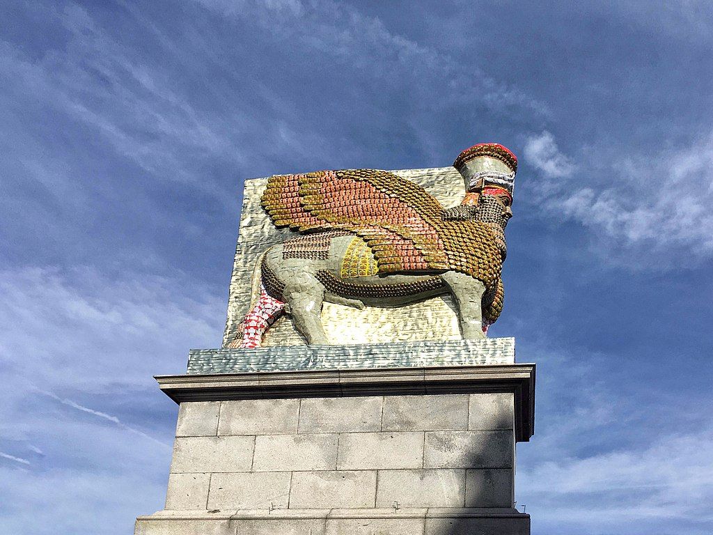 就不斷地改變它所承載的雕塑,被稱為第4基座計劃(the fourth plinth