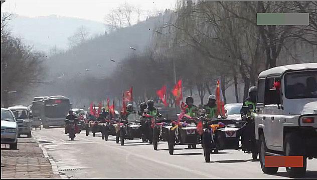 圖為受訪者供圖.除了收藏摩托車,宋勝還喜歡收藏各類老物件.